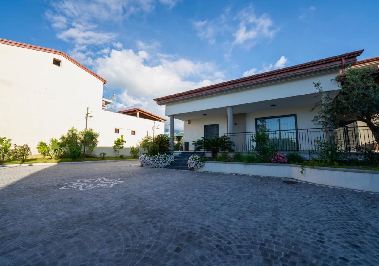 Villa Dei Cesari Bed & Breakfast Santa Maria La Carità 外观 照片